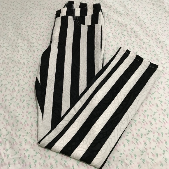 Tricotto Stripe Jeans Pants Women’s Size 6/S Black White Punk Alt Goth Pockets - Picture 16 of 16